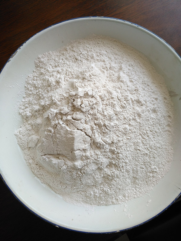 天然石膏粉